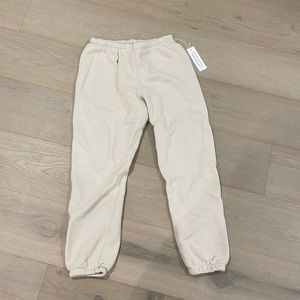 Perfectwhitetee sweatpants